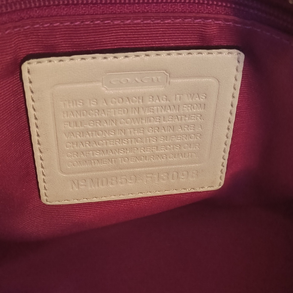 Coach Leather East West Gallery Tote F13098 - Picture 14 of 15